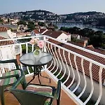 In Port With Sea View Dubrovnik